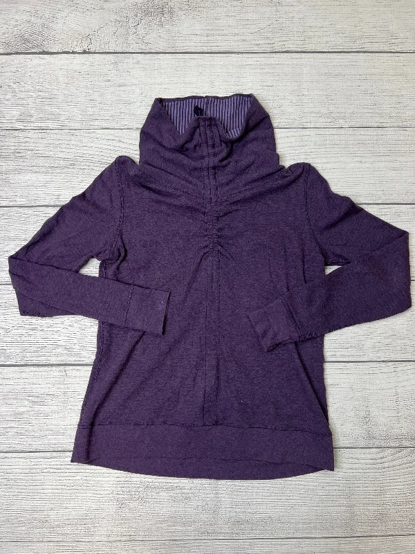 Women's Longline Sweatshirts-Athletic Sweatshirt Crewneck By Lululemon  Size: S