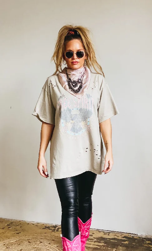 Women's Slouchy T-Shirts-Free Spirit Oversized Graphic Tee