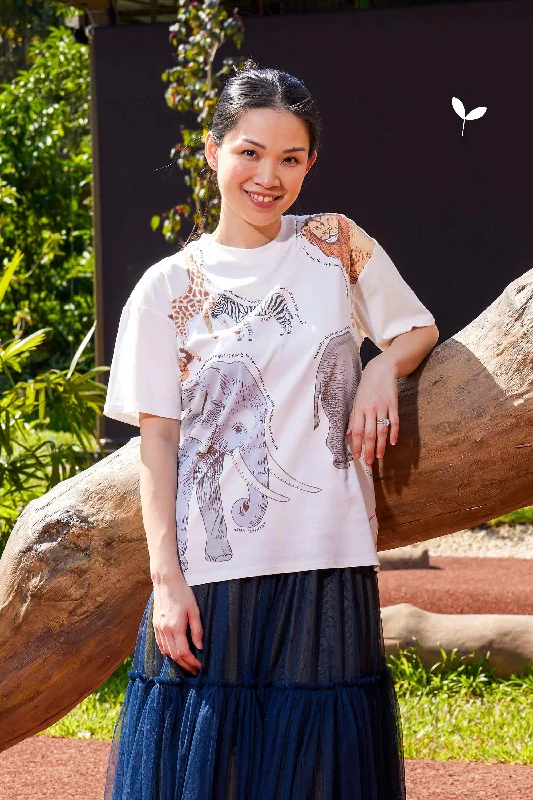 Women's Loose Fit T-Shirts-Adult Unisex Tee (Singapore Zoo - Light)