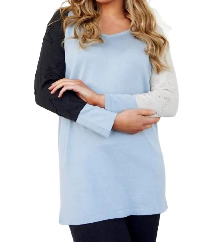 Women's Hiking Pullovers-Color Block V-Neck Pullover In Ice Combo