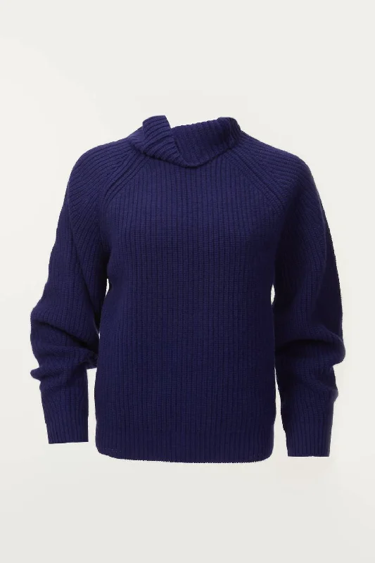 Women's Travel Pullovers-Fiona Sweater In Night Blue