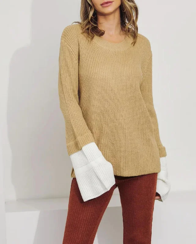 Women's Zip-Up Pleated Pullovers-Layered Sleeve Knit Sweater In Beige