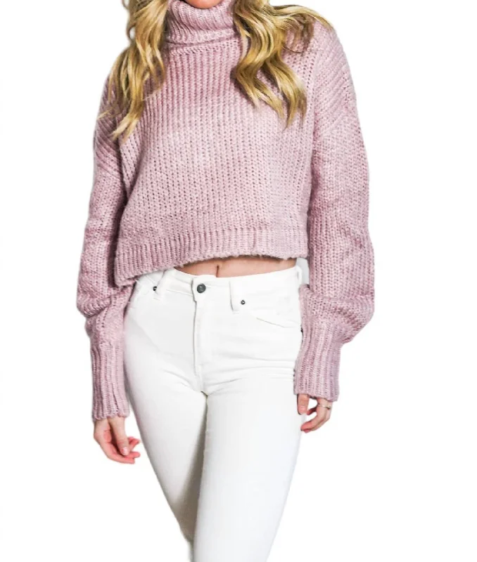 Women's Long Sleeve Pullovers-Rib-Knit Turtleneck Sweater In Lavender