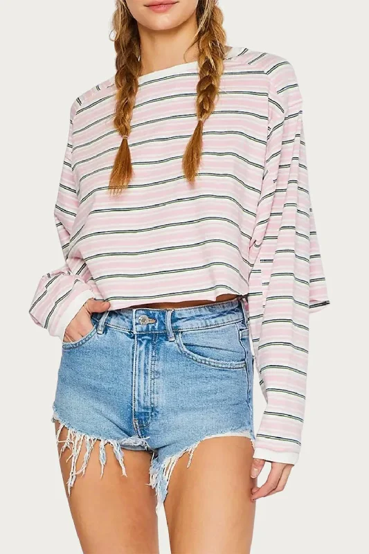 Women's Slit Pleated Pullovers-Striped Raglan Sleeve T-Shirt In Pink